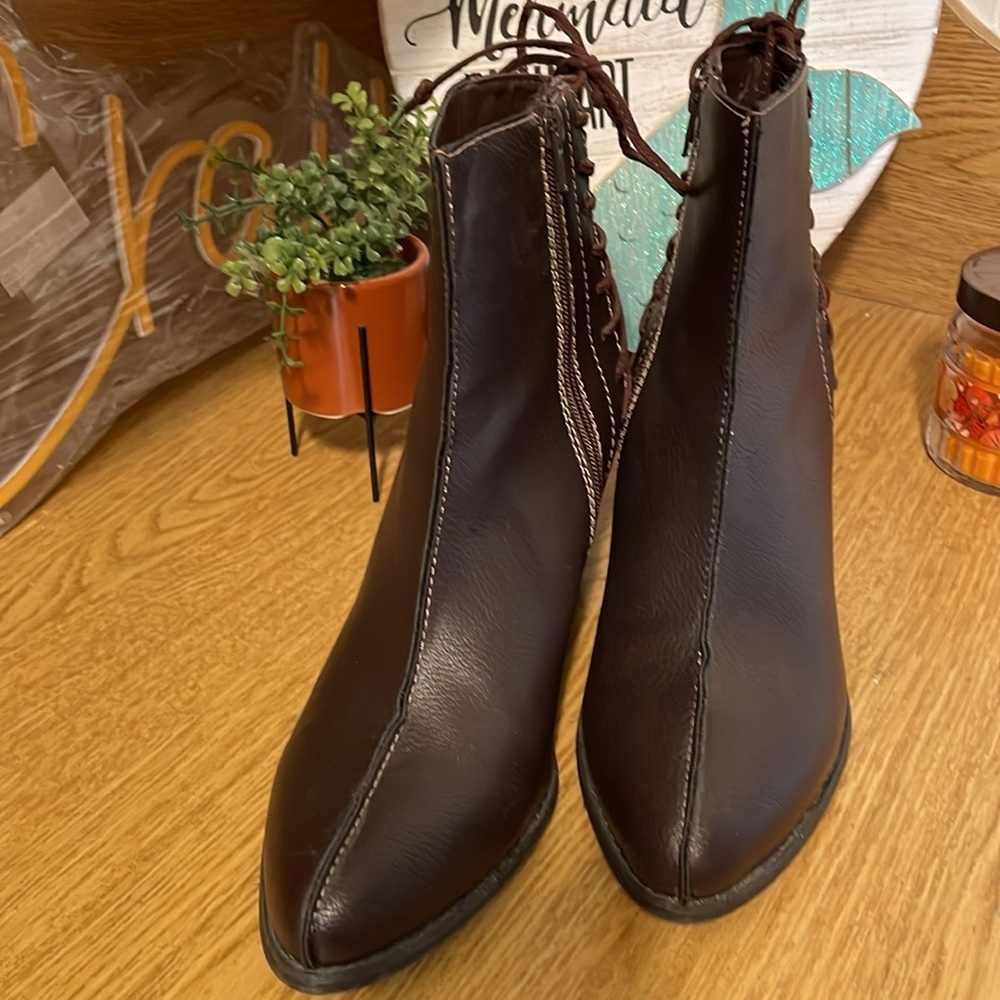 👢👢👢3 for 12$👢👢👢Cato Brown Lace Ankle Boots - Picture 4 of 10